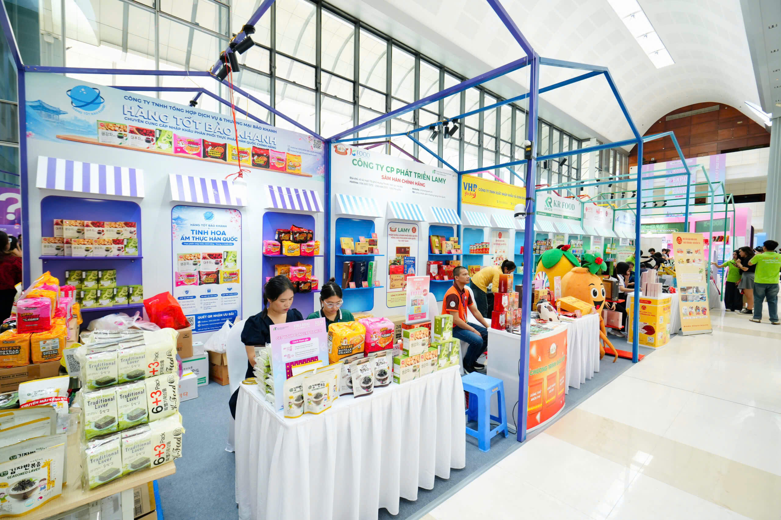 Không gian bên trong sự kiện