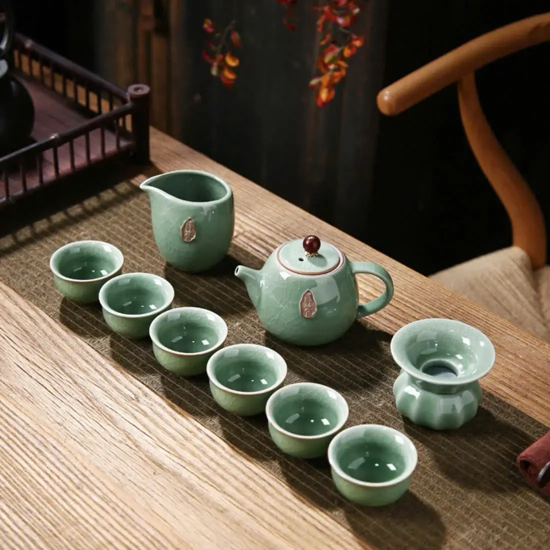 Bộ ấm chén mang ý nghĩa gắn kết đoàn viên